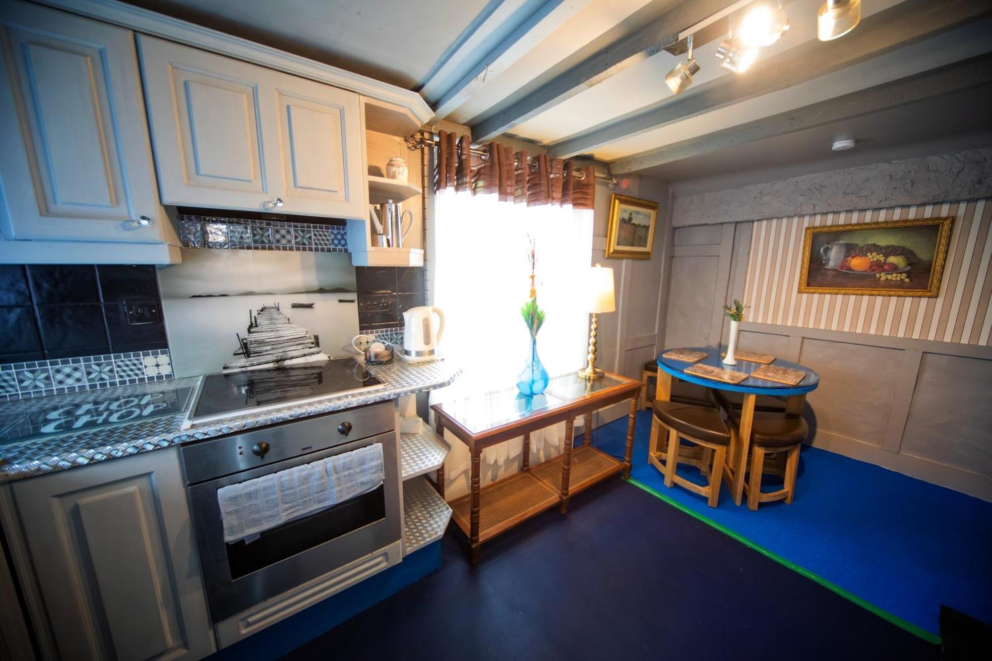 The Secret Garden Apartment Newark-on-Trent  Bagian luar foto