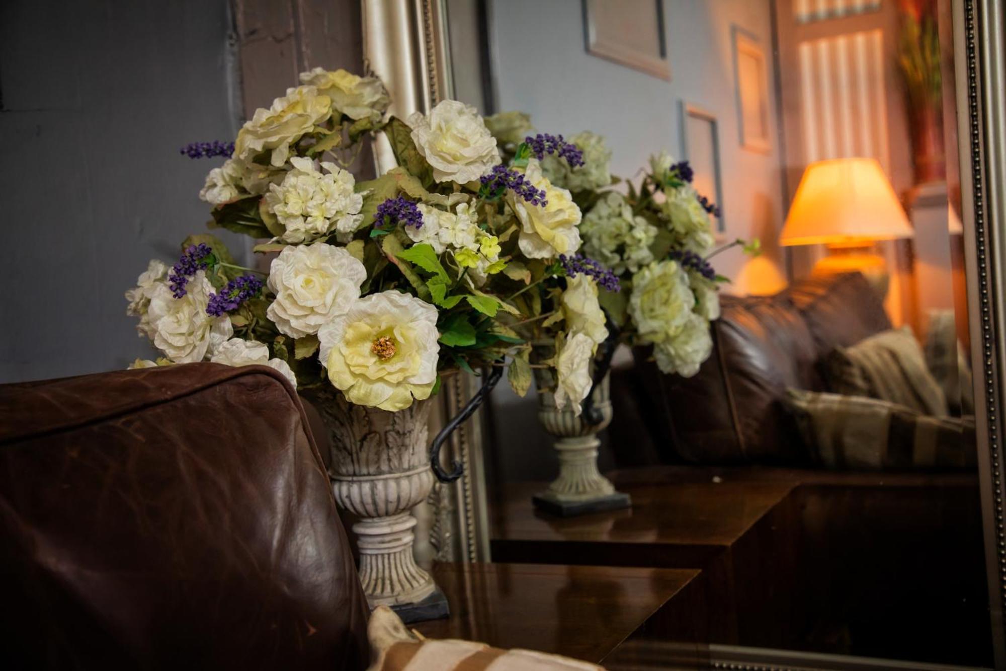 The Secret Garden Apartment Newark-on-Trent  Bagian luar foto