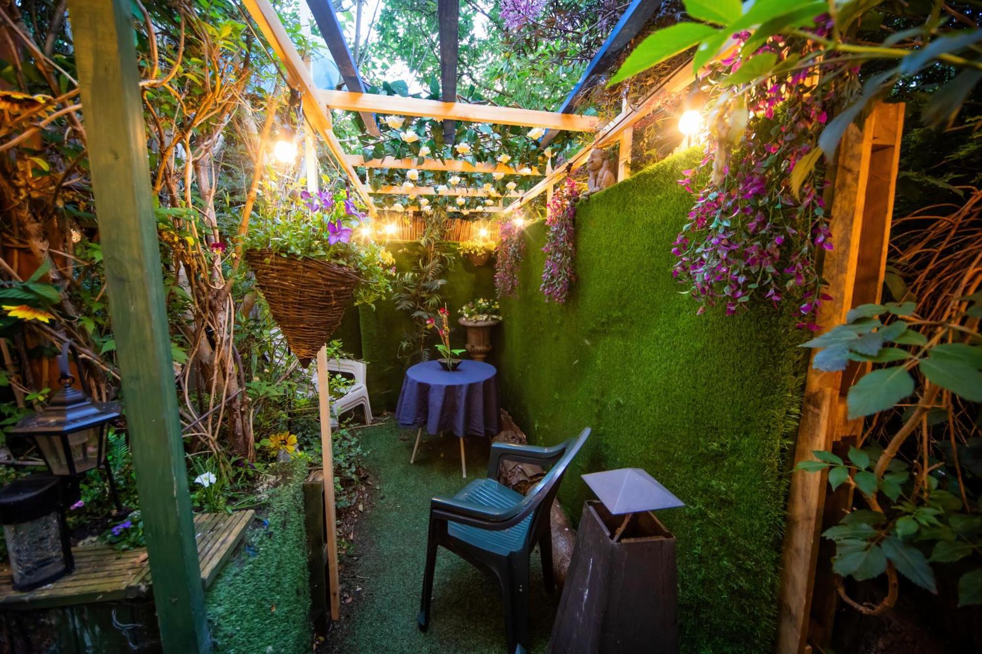 The Secret Garden Apartment Newark-on-Trent  Bagian luar foto