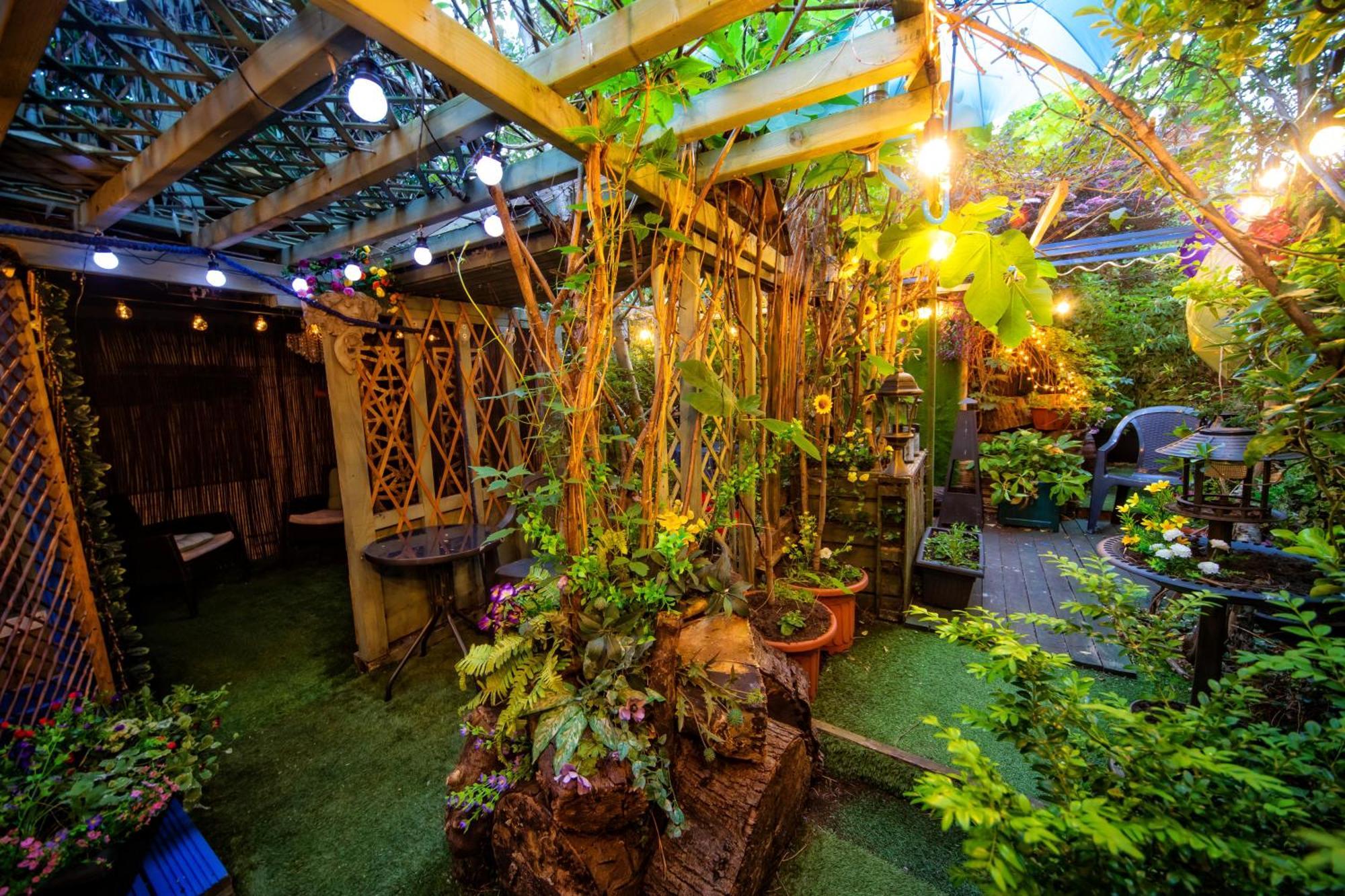 The Secret Garden Apartment Newark-on-Trent  Bagian luar foto