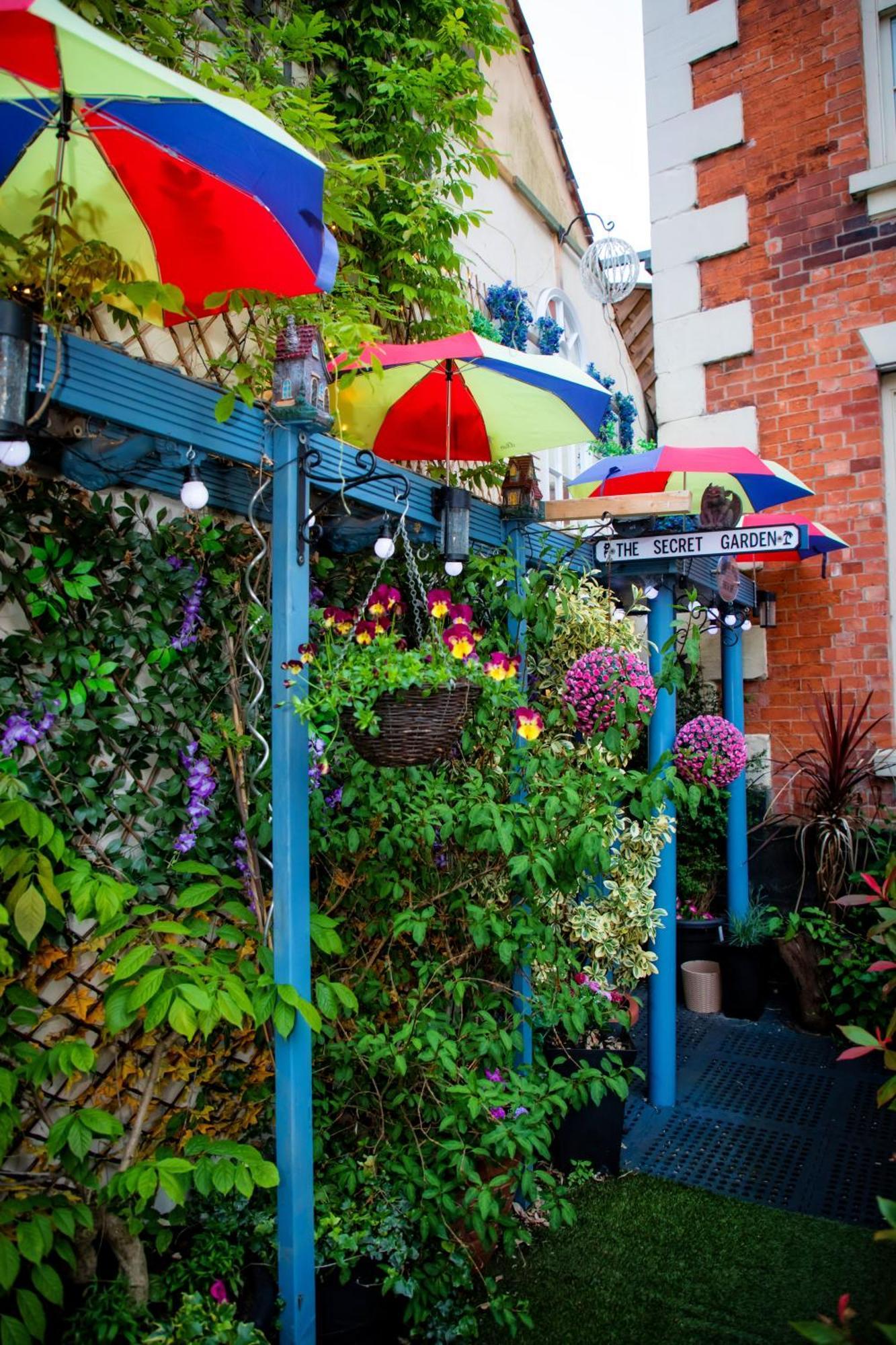 The Secret Garden Apartment Newark-on-Trent  Bagian luar foto