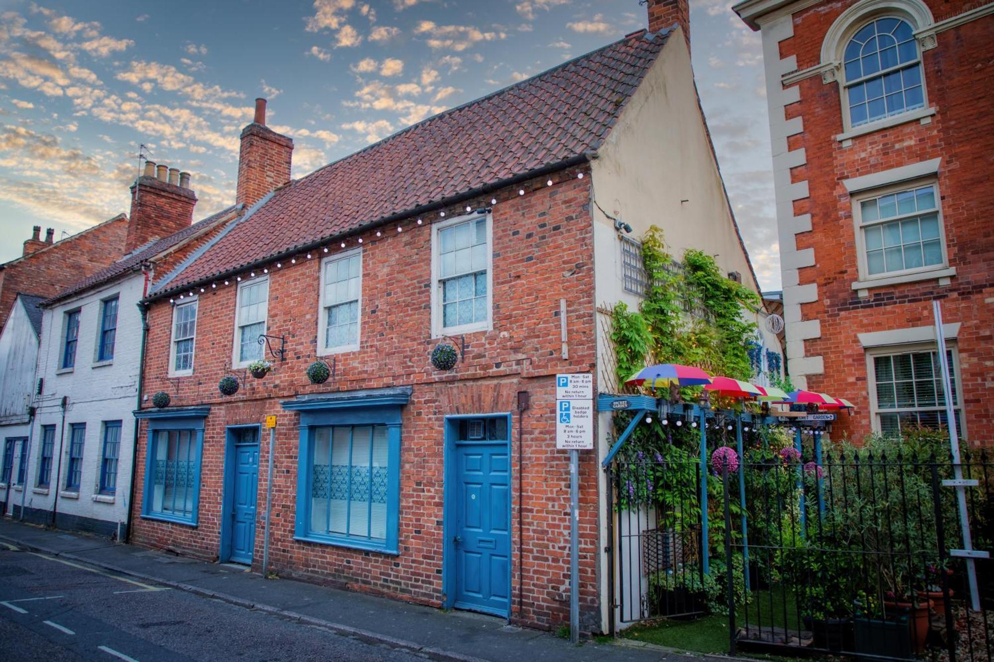 The Secret Garden Apartment Newark-on-Trent  Bagian luar foto